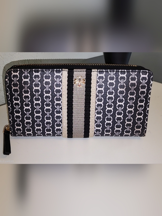 Tory Burch Handbags - Tory Burch Striped Logo Zip Wallet - Black & Cream